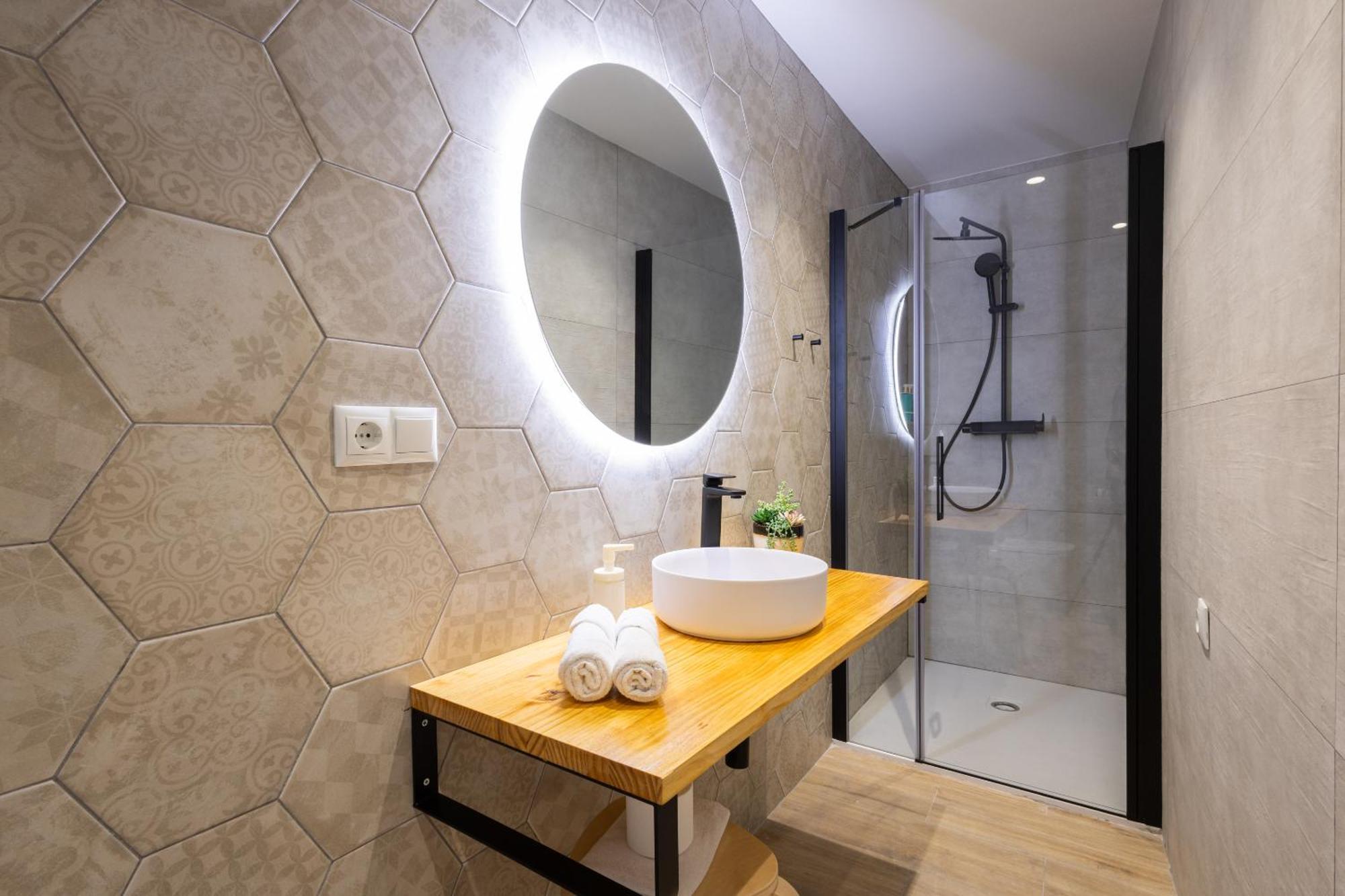 Florit Flats - The Trafalgar Apartments I Валенсия Екстериор снимка