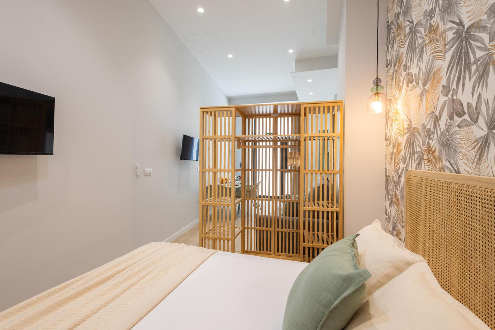 Florit Flats - The Trafalgar Apartments I Валенсия Екстериор снимка