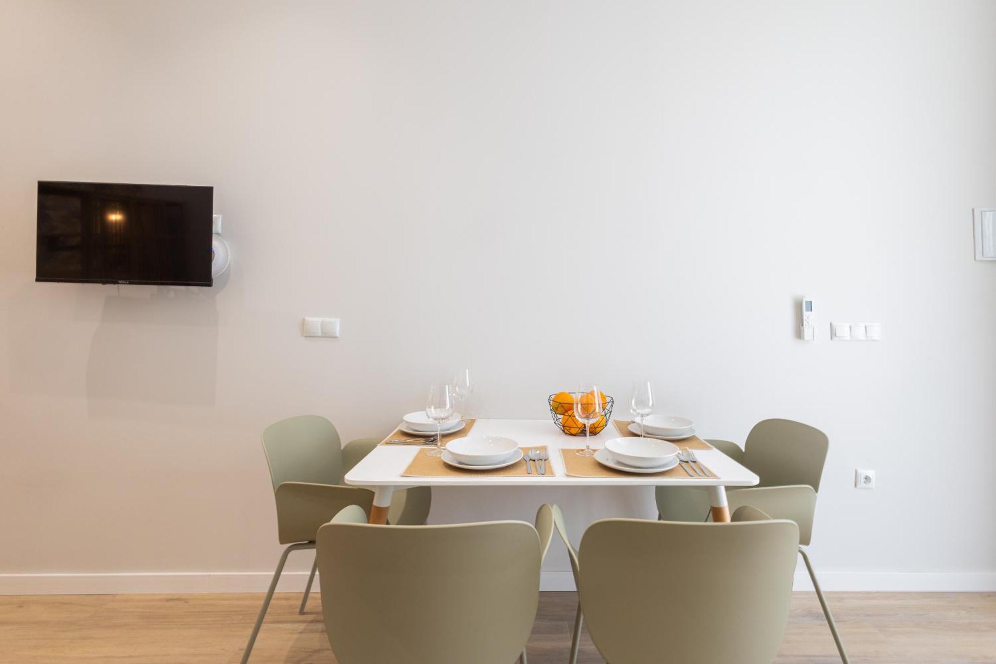 Florit Flats - The Trafalgar Apartments I Валенсия Екстериор снимка