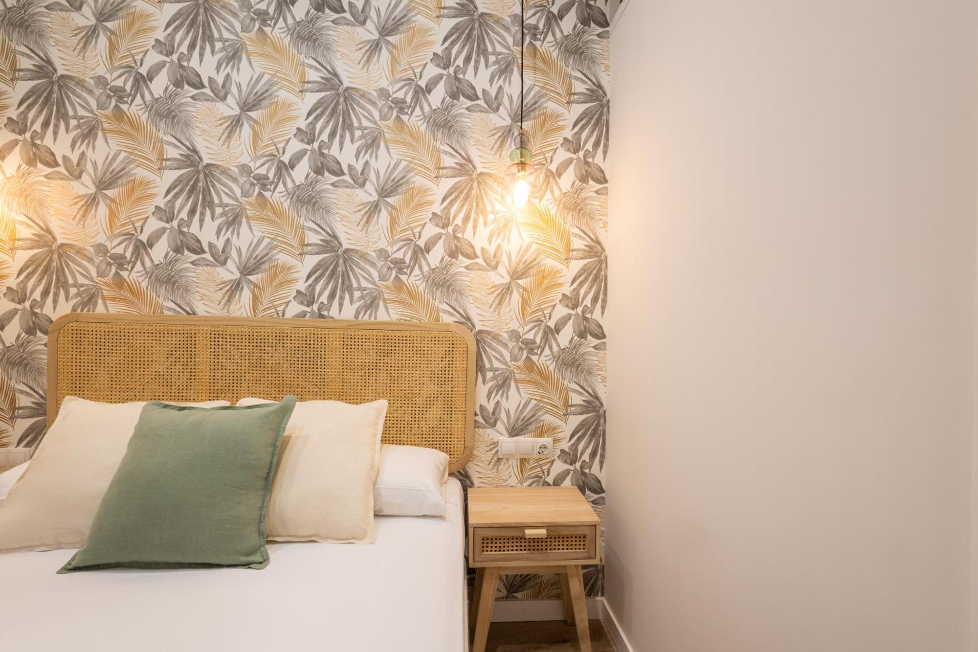 Florit Flats - The Trafalgar Apartments I Валенсия Екстериор снимка