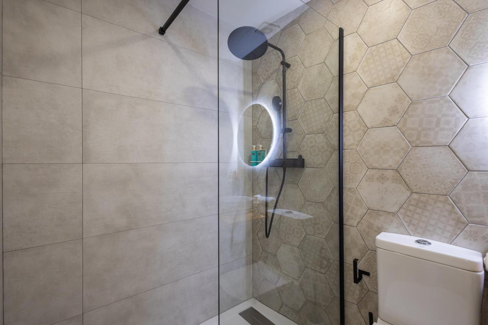 Florit Flats - The Trafalgar Apartments I Валенсия Екстериор снимка